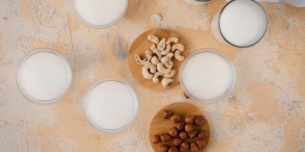 شیر فندق و بادام هندی وانیلی