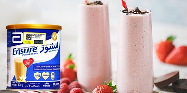 طرز تهیه شیک توت و شکلات با پودر Ensure