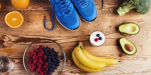 چه میوه هایی قبل و بعد از ورزش بخوریم؟