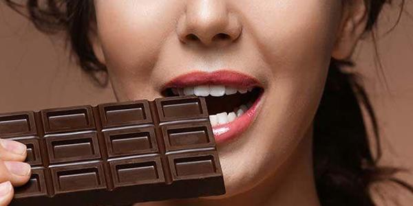 آیا شکلات تلخ می تواند به کاهش وزن کمک کند؟